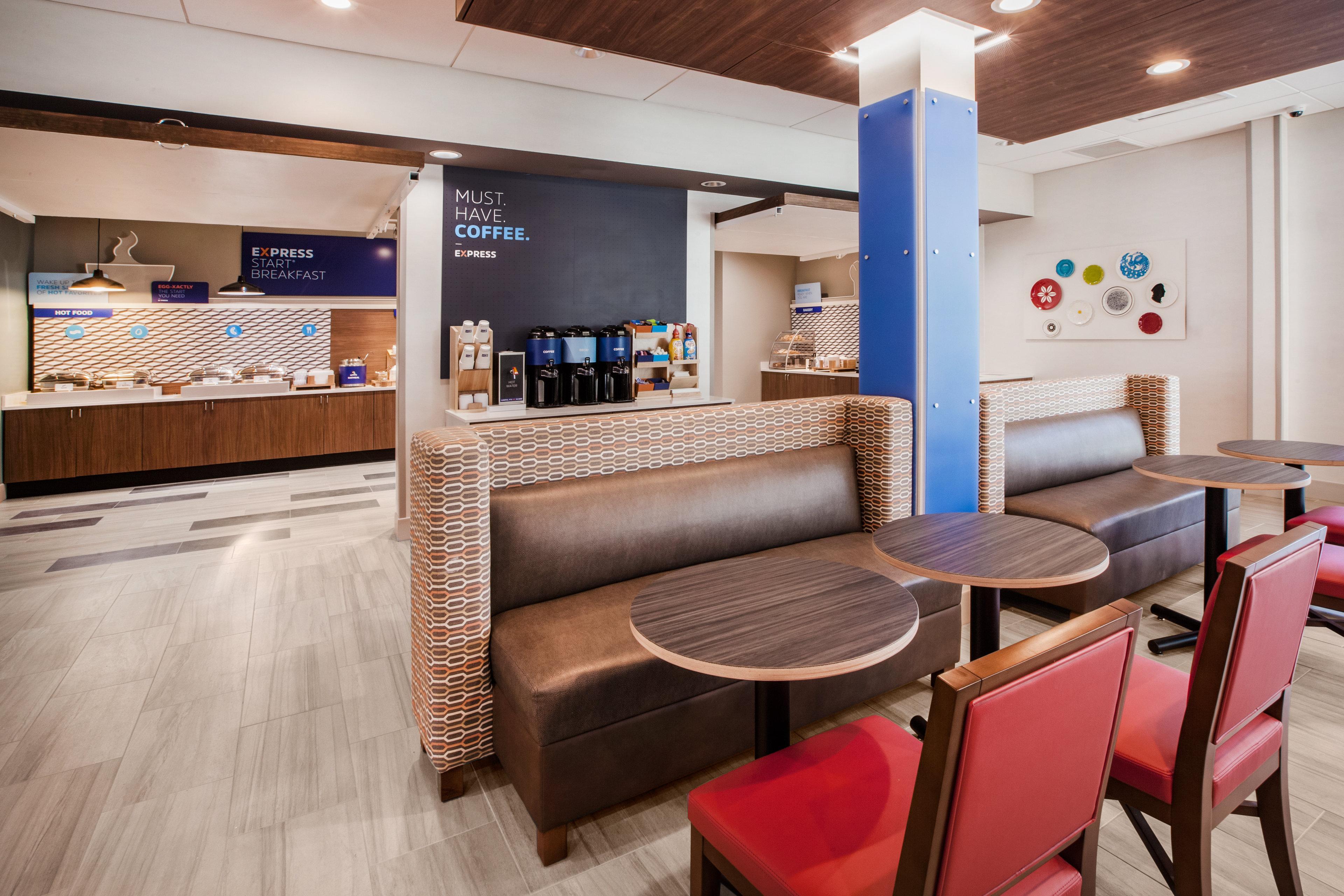 Holiday Inn Express & Suites - Lancaster - Mount Joy By Ihg Екстериор снимка